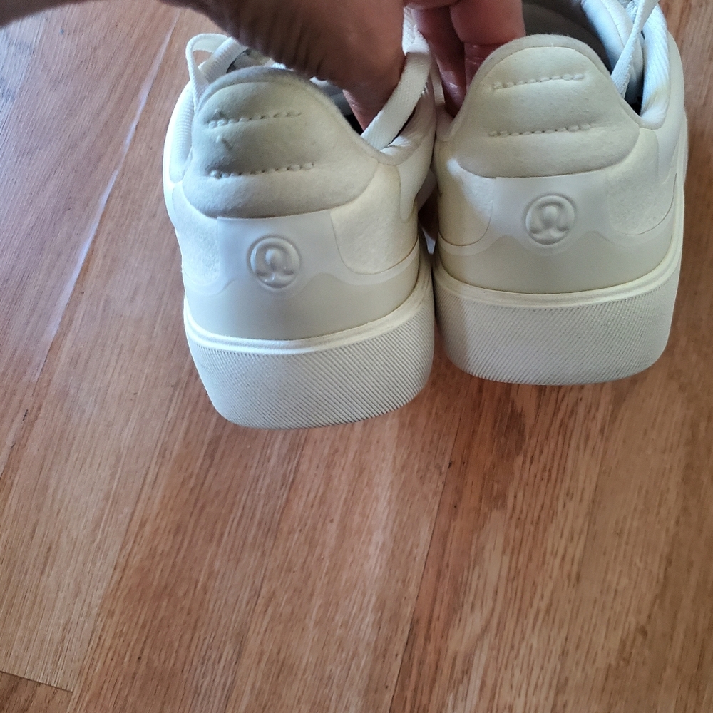 lululemon athletica Cityverse Womans White Court-Style Sneakers, Size 5.5 - Picture 8 of 8